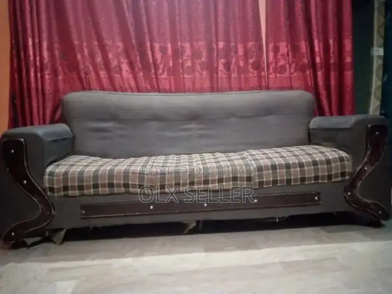5-Seater Sofa Set in Excellent Condition