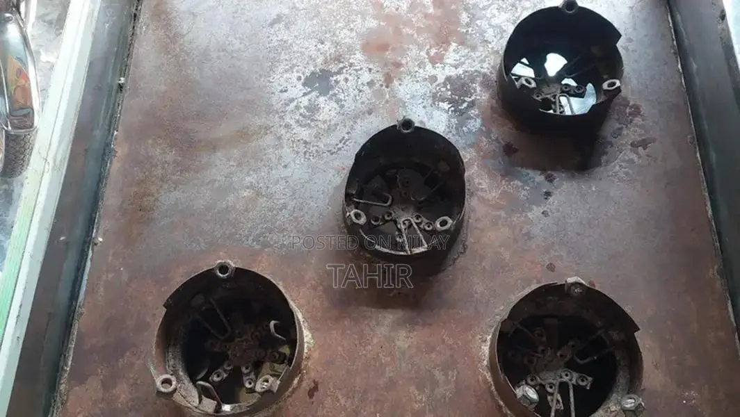 4-Burner Steal Cooking Station with 2 Storage Shelves