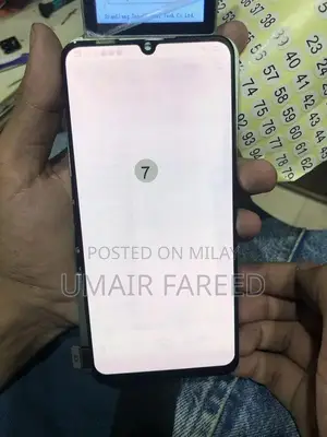 Photo - High-Quality LCD Display Screen Replacement