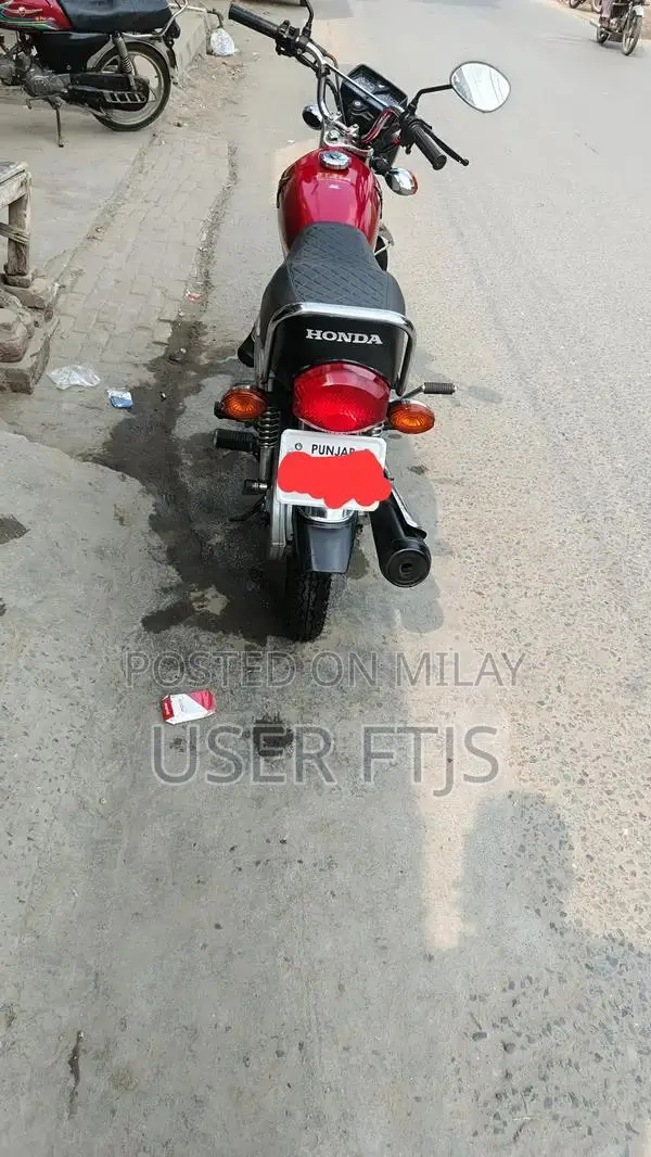 Honda CG 125 Special Edition Motorcycle Low Mileage