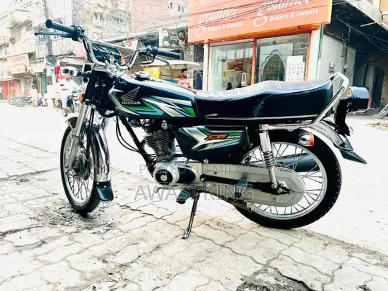 Lightweight Bicycle in Excellent Condition, Well-Maintained Used Bike