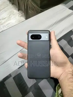 Photo - Google Pixel 8 Smartphone - Premium Condition Device