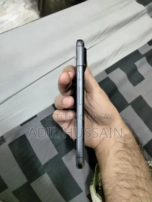 Google Pixel 8 Smartphone - Premium Condition Device