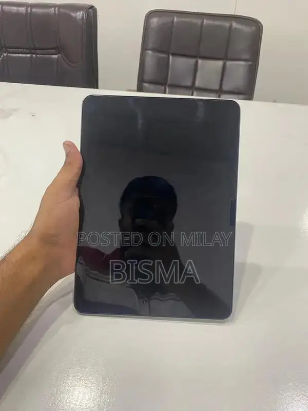 Apple iPad Air M2 Tablet - 128 GB, Open Box