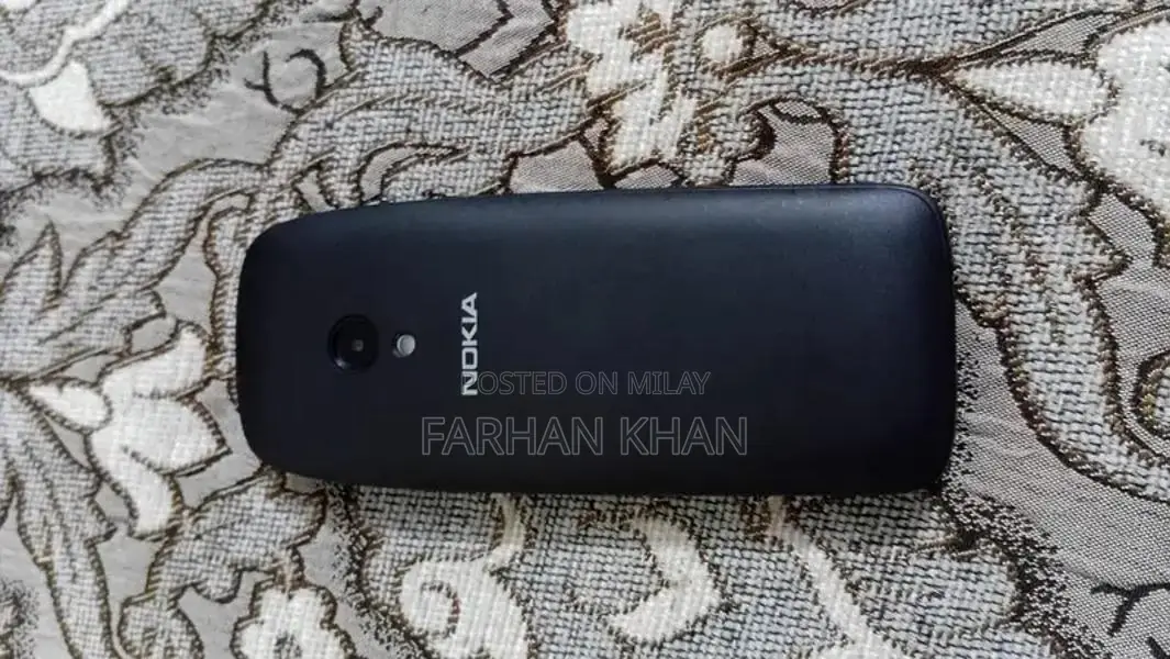 Classic Nokia Mobile Phone with Original Packaging