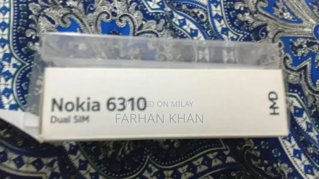 Classic Nokia Mobile Phone with Original Packaging