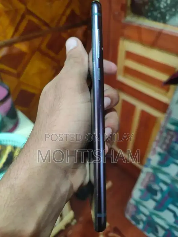 Motorola Z4 Smartphone 128GB Storage Powerful Mobile Device