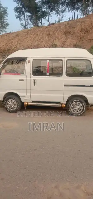 Photo - Suzuki Bolan Classic Compact Car 1994 Model