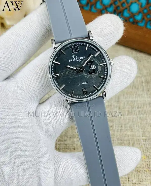 Unique Design Men's Watch with Date Display