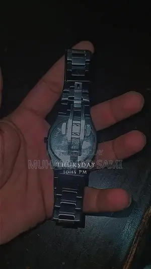 Steel Wristwatch with Good Condition - Limited Stock