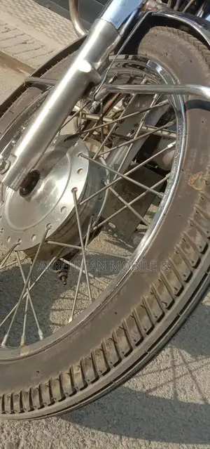 Photo - Honda 125cc Motorcycle - 2018 Model in Excellent Condition