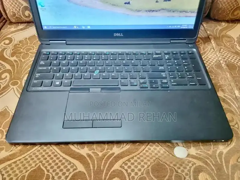 5th Gen Core i5 Laptop with SSD Storage and Decent Battery Life