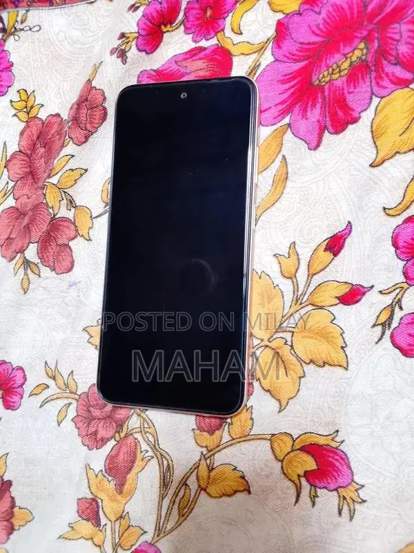 Infinix Smart 9HD Smartphone Nearly New Condition