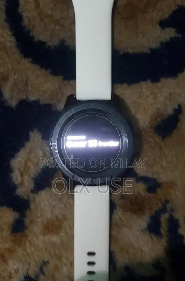 Samsung Gear S3 Frontier Smartwatch with Wireless Charger