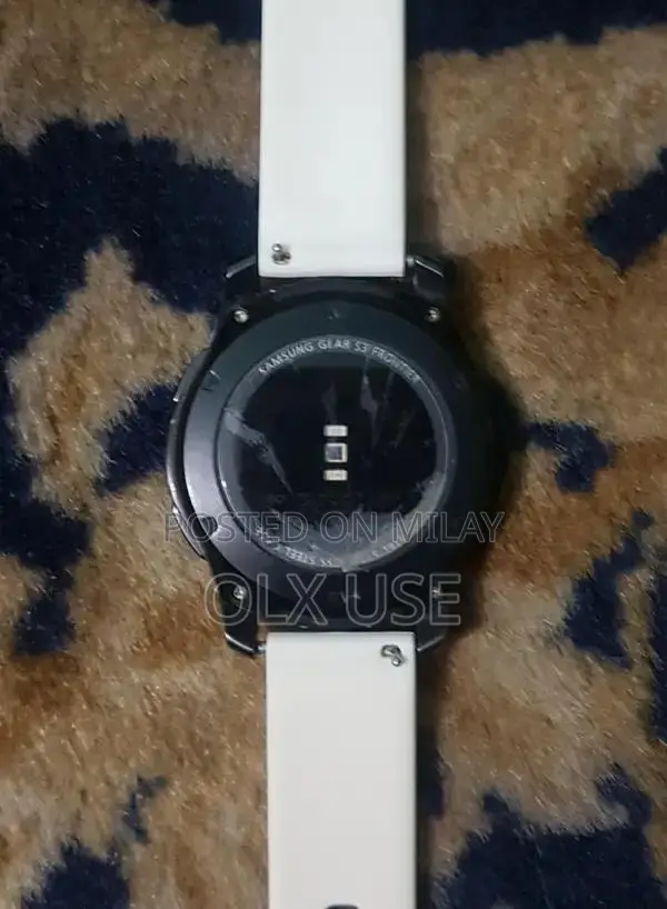 Samsung Gear S3 Frontier Smartwatch with Wireless Charger