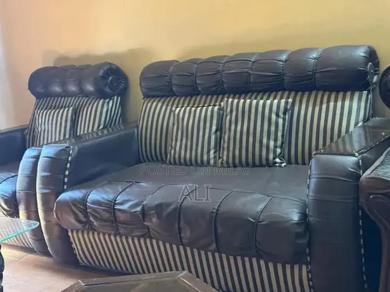 Comfortable Used Home Sofa Sets in Great Condition