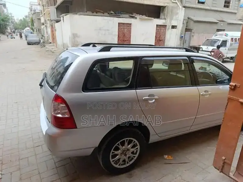 Toyota Corolla X Fielder Wagon 2006 Low Mileage