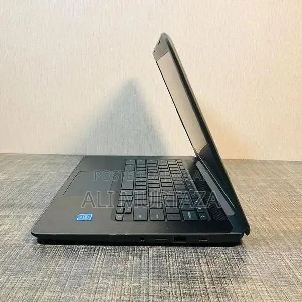 HP Chromebook 14 G5 - Compact Lightweight Laptop