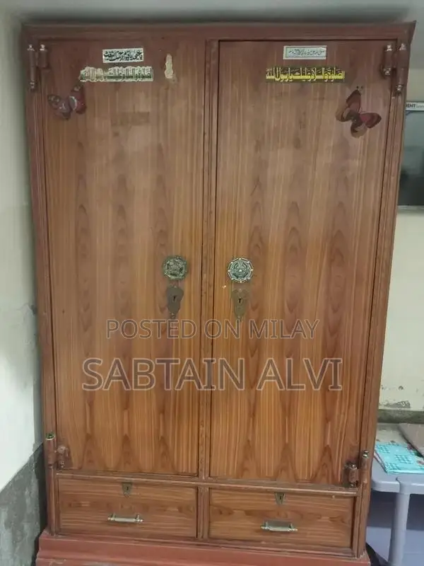 Wooden Almari Cabinet in Good Condition