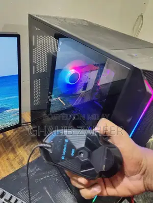 Logitech G402 Precision Gaming Mouse - Nearly New Condition