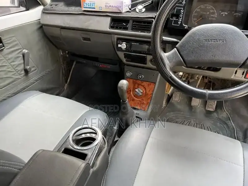 Suzuki Mehran 2010 - Economical City Family Car with CNG