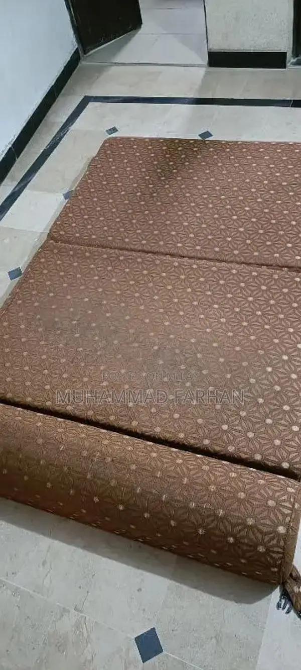 Convertible Sofa Bed for Home and Guest Spaces