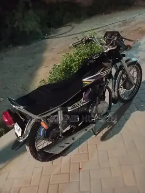 Photo - Honda CG 125 Motorcycle - Advanced 2020 Model