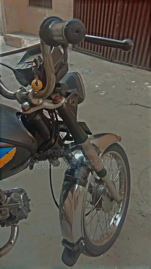 CD 70 Motorcycle - Classic Bike in Excellent Condition