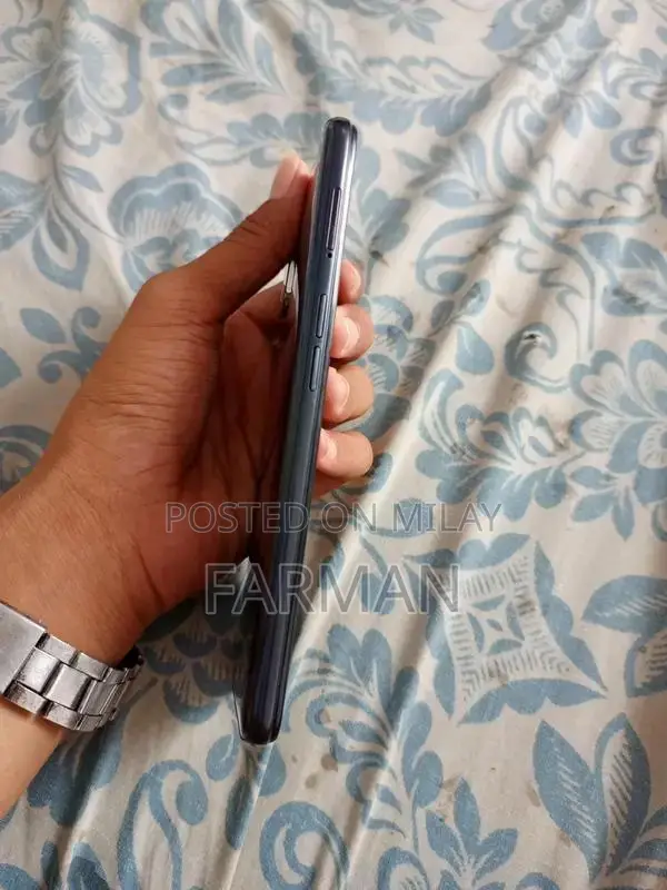 OPPO A52 Smartphone with Dual SIM and Type-C Charging