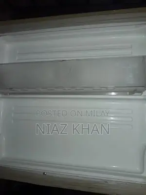 Compact Humidifier with Aroma Diffusion and Multiple Features