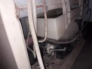 Compact Humidifier with Aroma Diffusion and Multiple Features