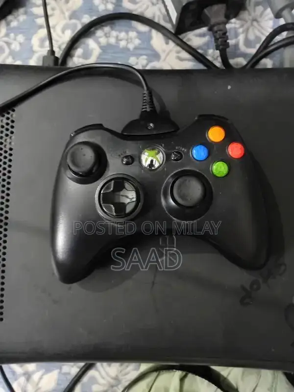 Xbox 360 Gaming Console with Mod, Controller & Pre-Installed Games