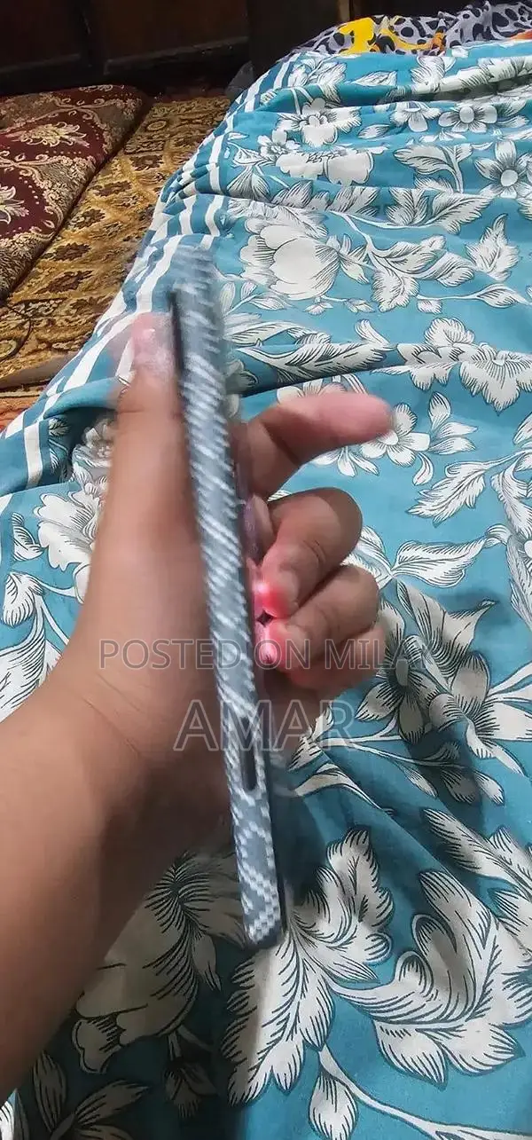 Google Pixel 6 Smartphone: 12GB RAM, 128GB, Slightly Damaged, Function