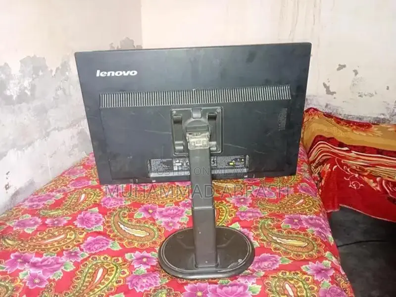 Lenovo 22-Inch HDMI Fully Adjustable Monitor