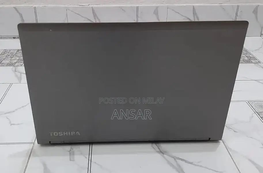 Toshiba Laptop i5 6th Gen 8GB RAM 128GB NVMe 15.6" Screen