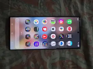 Samsung Galaxy S22 Ultra 5G Smartphone Premium Edition