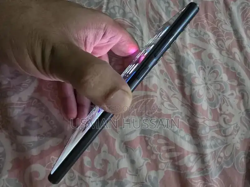 Samsung Galaxy S22 Ultra 5G Smartphone Premium Edition