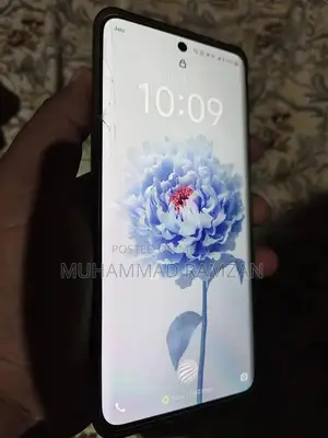 Photo - Vivo Smartphone with Glass Display and Full Box