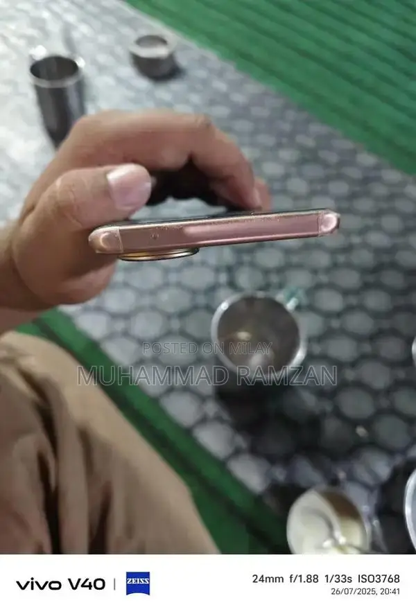 Vivo Smartphone with Glass Display and Full Box