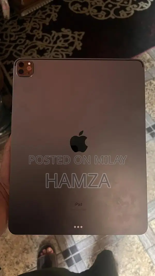 Apple iPad Pro 4th Gen 12.9-inch Tablet