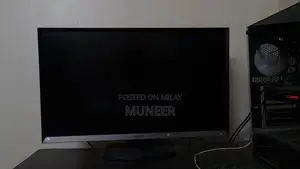 32" Samsung WQHD LED Monitor - High Color Accuracy Professional Displa