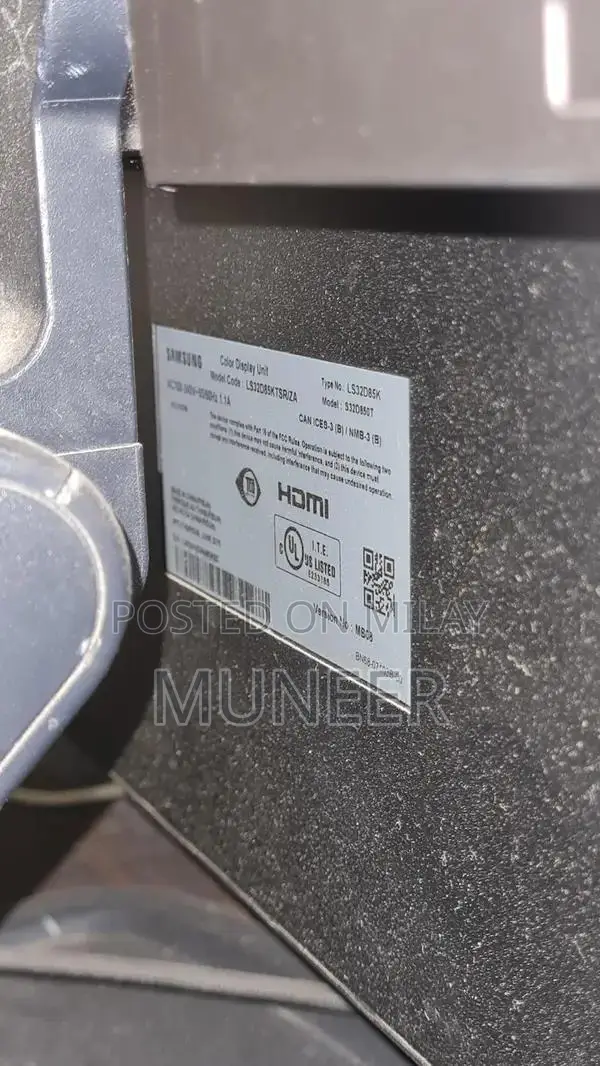 32" Samsung WQHD LED Monitor - High Color Accuracy Professional Displa