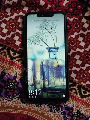 Mid-Range Smartphone with Generous Storage and Memory