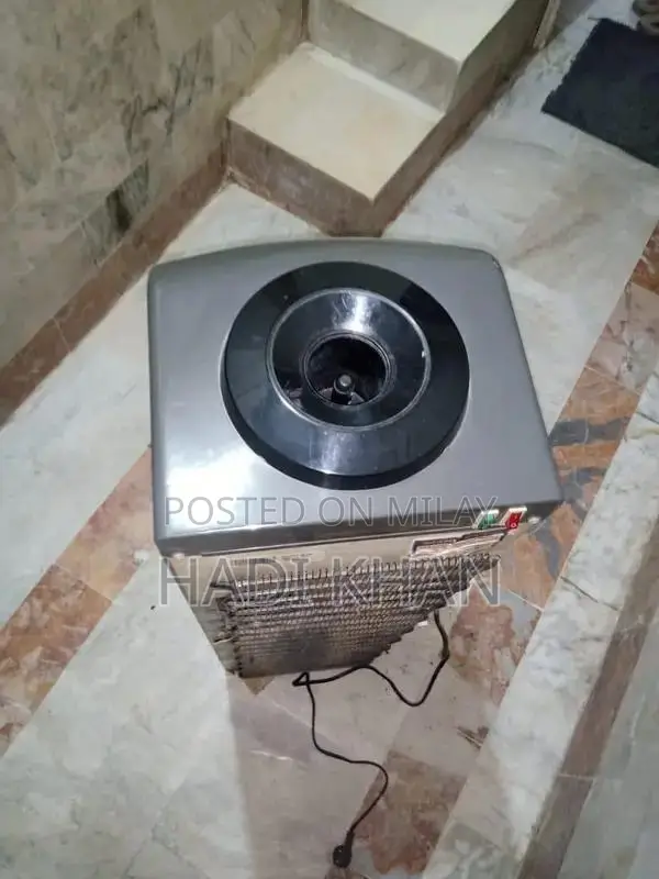 Compact Water Dispenser in Good Condition