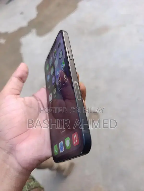 64GB Smartphone with High Battery Health