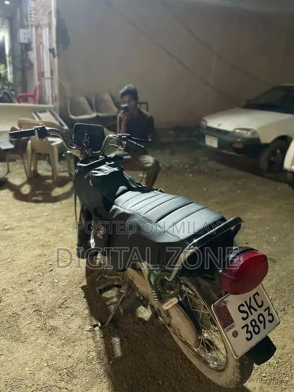 Honda GG 125 Motorcycle Single Cylinder Engine