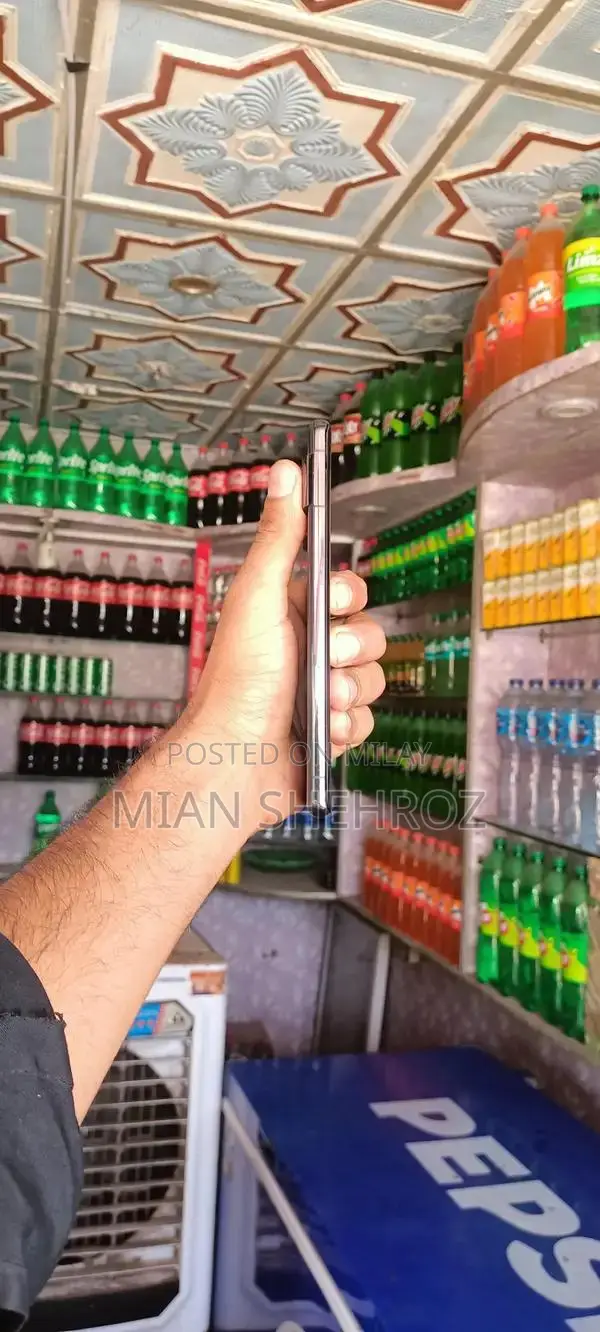 Google Pixel 7 Pro Smartphone with Display Issue