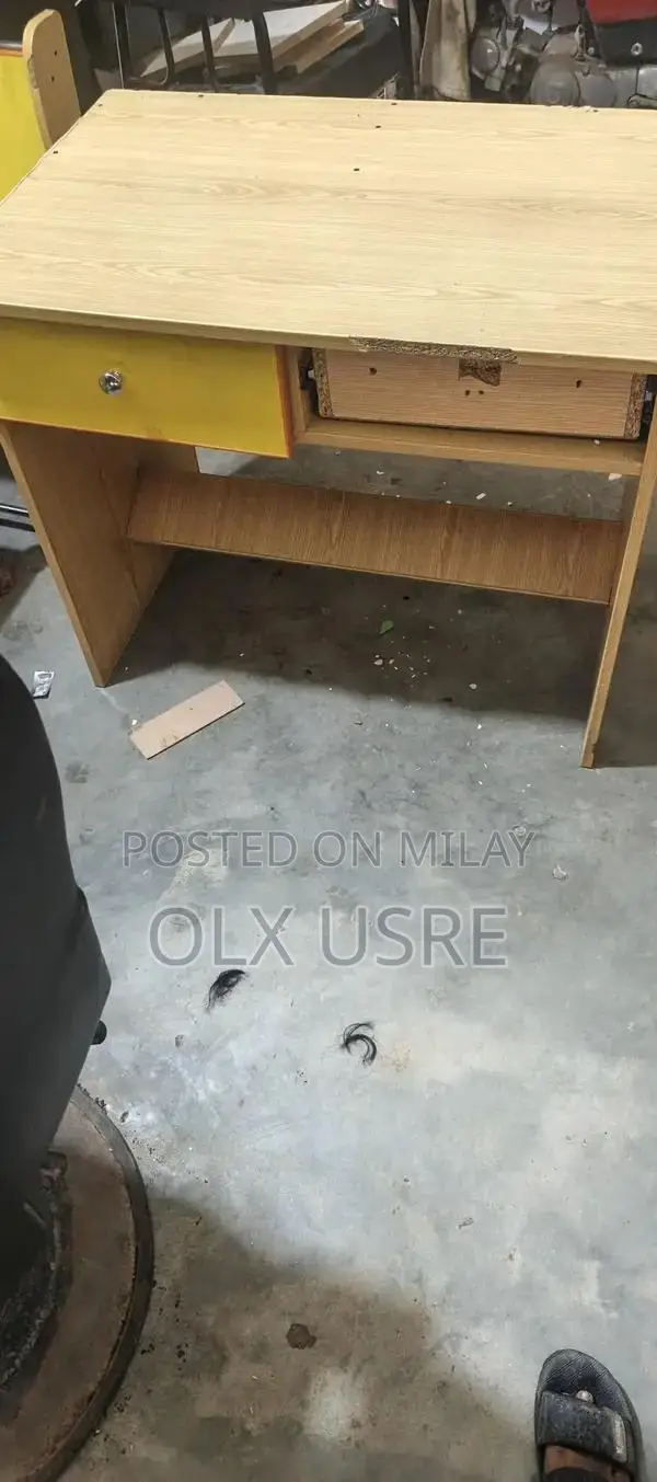 Modern Chair for School or Home Use