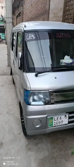 Photo - Japanese Van with Original Condition and Features