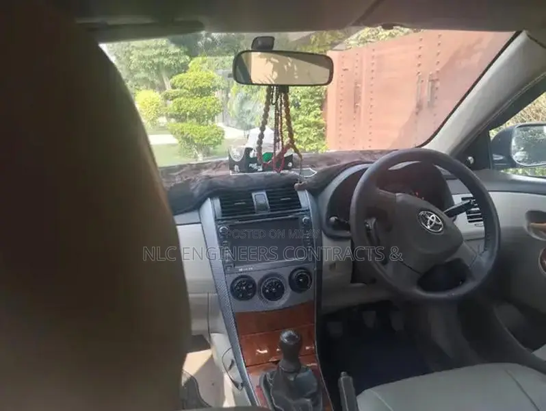 Toyota Corolla GLI Sedan - Used Reliable Compact Car